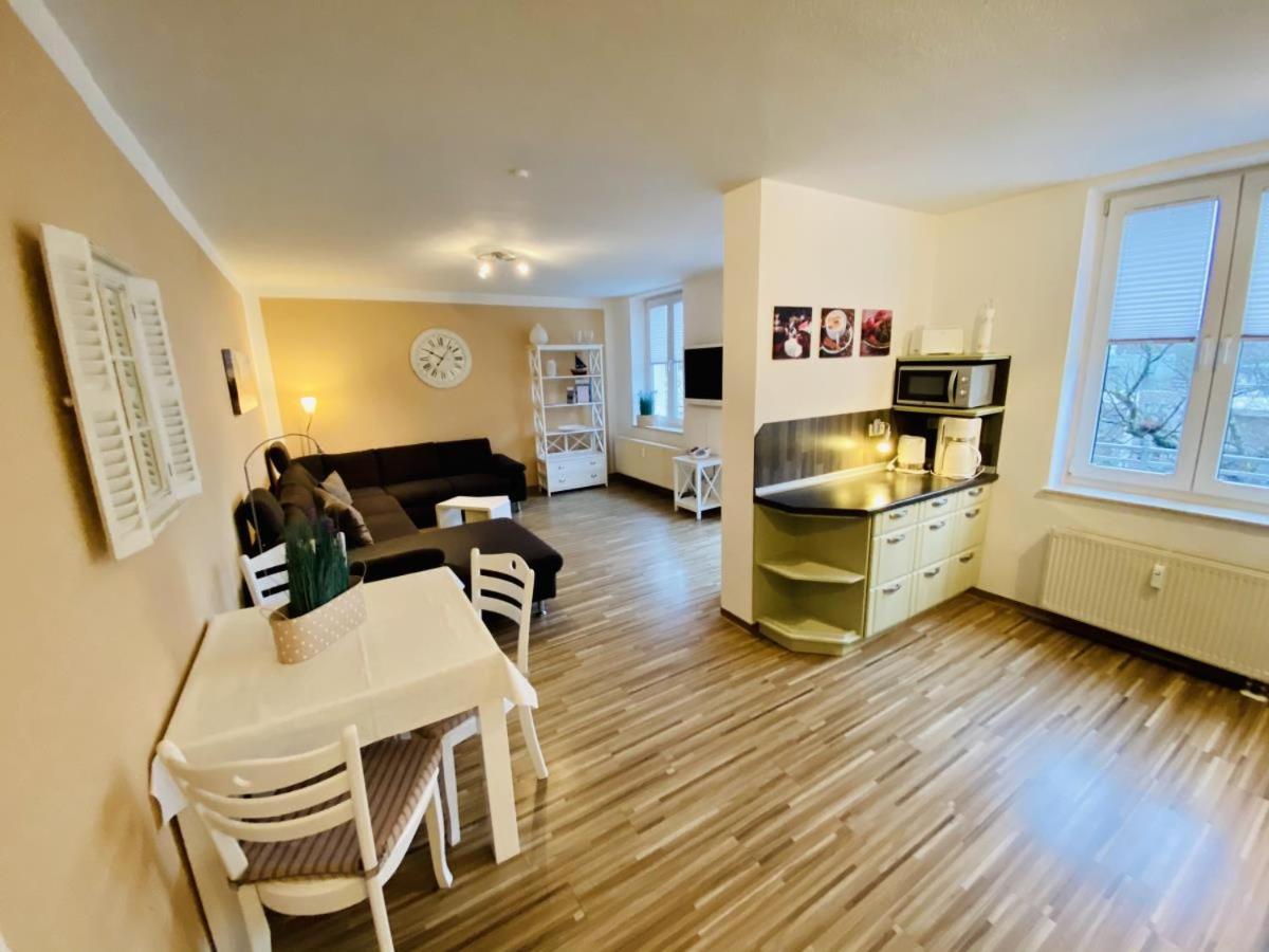 Apartment Charlotte, Direkt Am Kurpark Rostock